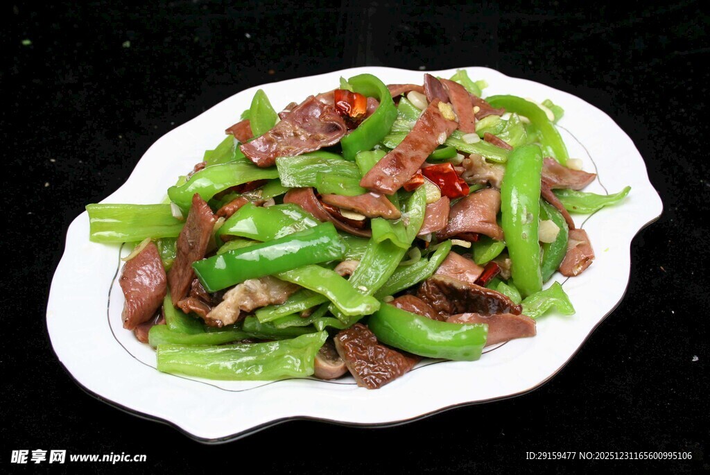青椒炒牛肉