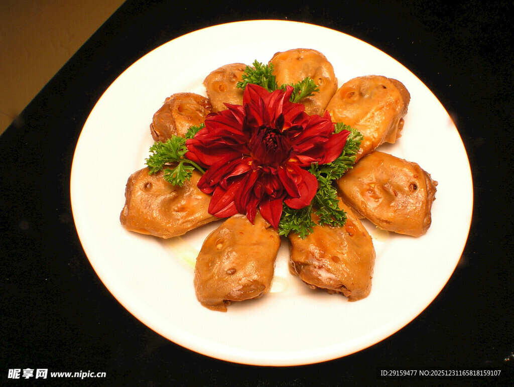 菊花造型炸物摆盘