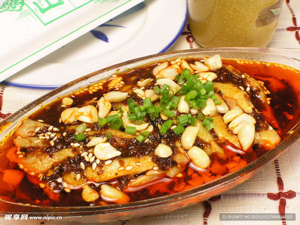 麻辣鲜香的凉拌鸡块