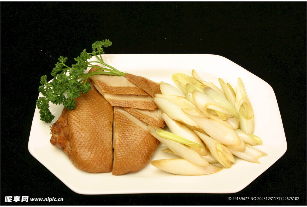 白切肚尖配时蔬