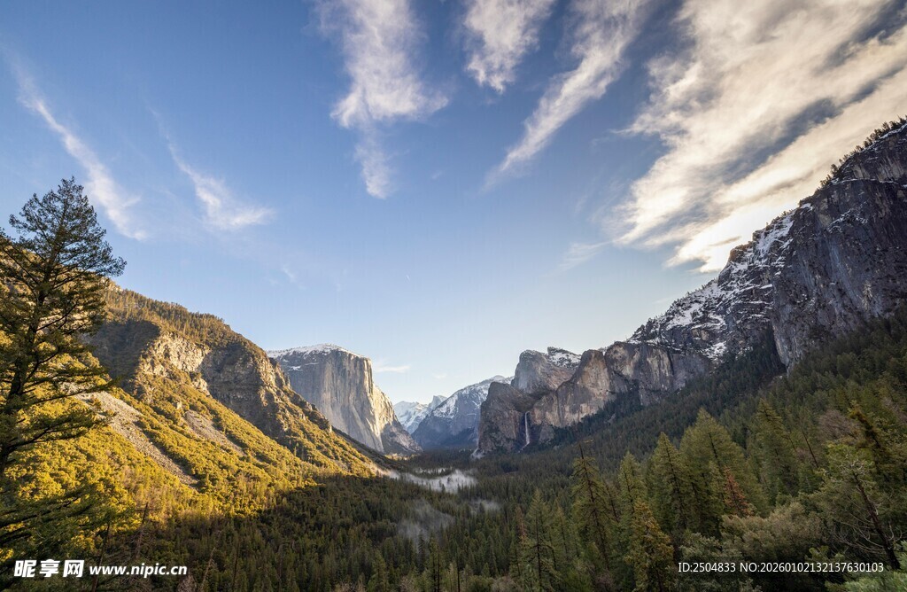 壮丽山谷自然风光