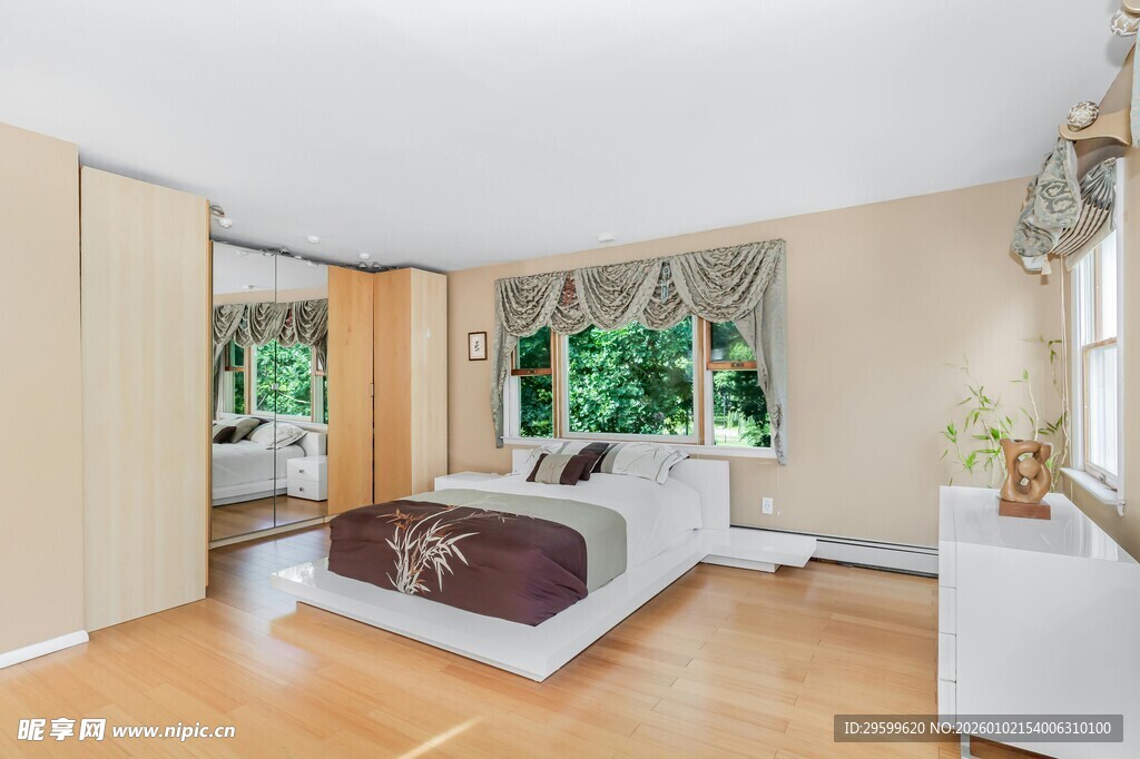 温馨简约风格的卧室空间