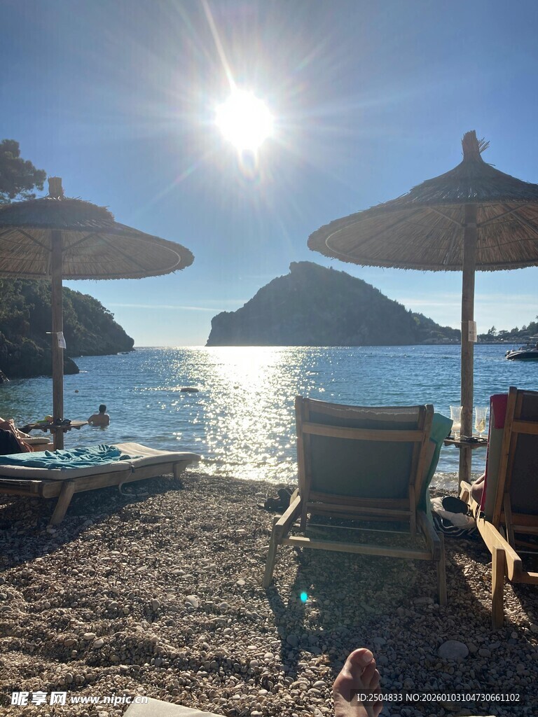 海滨惬意沙滩休闲时光