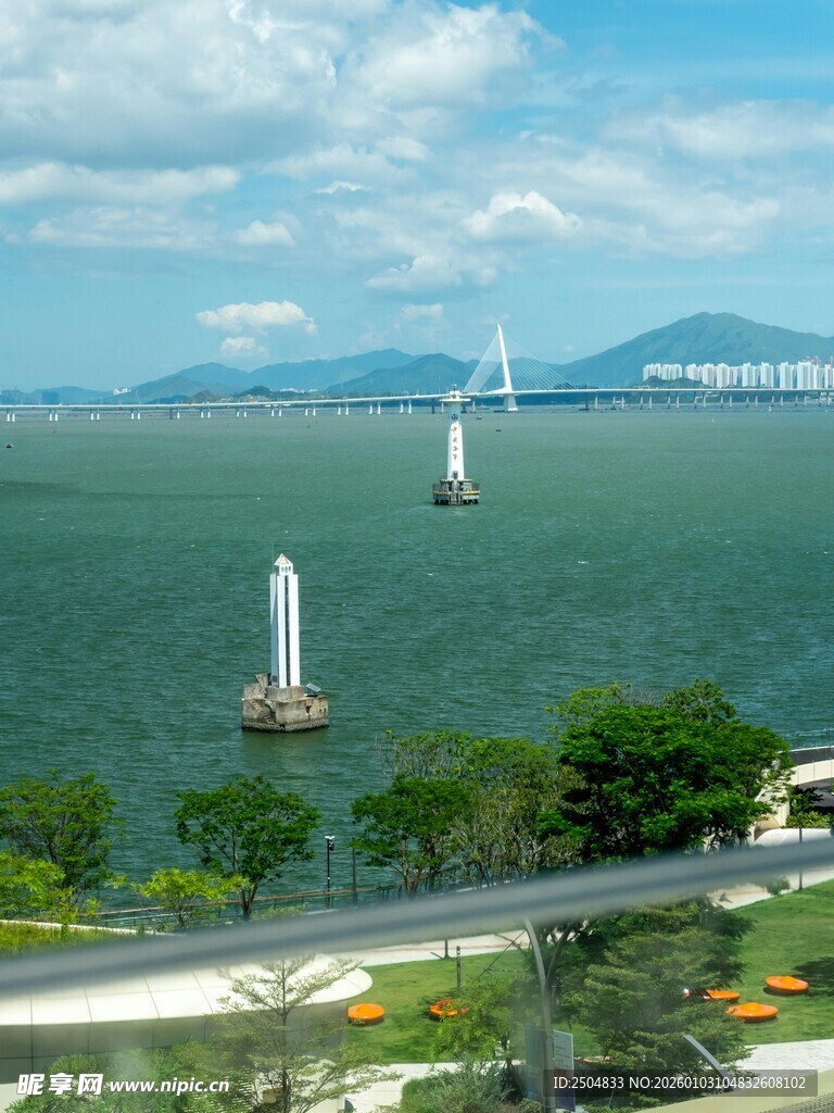 海滨公路与海上风光