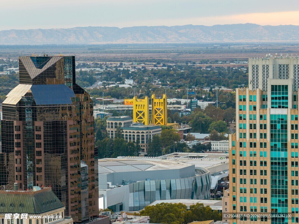 城市高楼景观俯瞰图