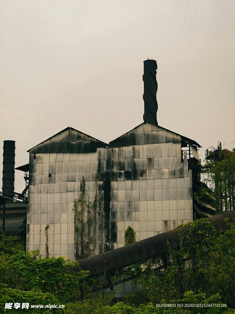 老旧工厂建筑外观