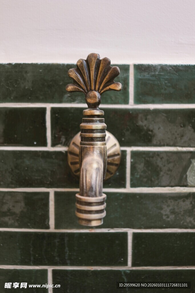 复古风墙面装饰水龙头