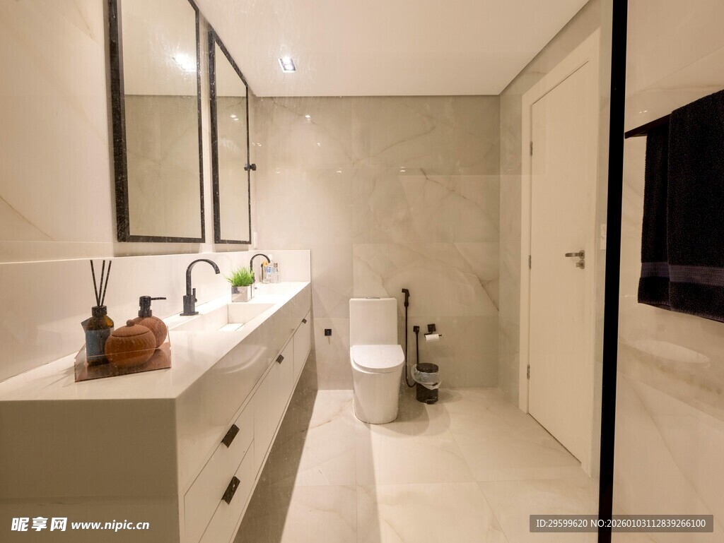 现代简约风格的卫浴空间