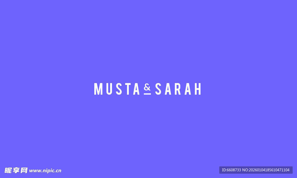 蓝色背景上的白色英文文字