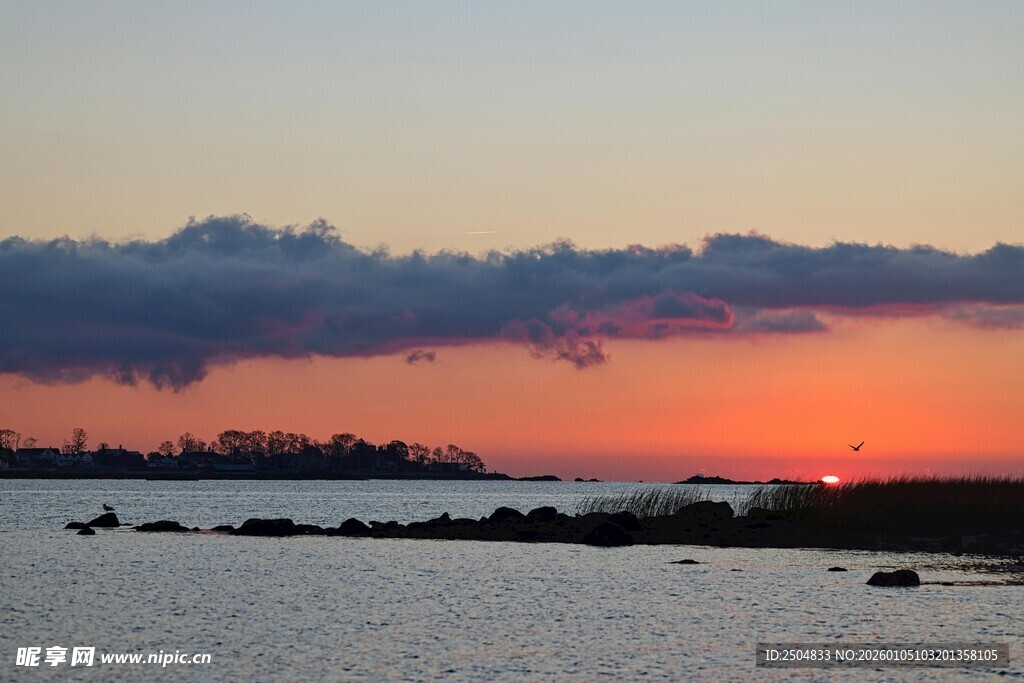 海边壮丽日落景观