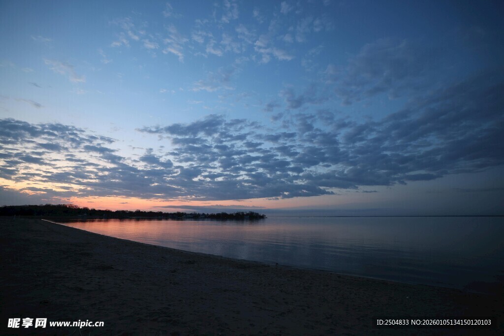 海边黄昏美景