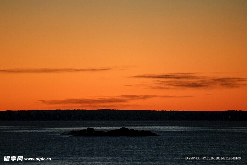 海上日落美景剪影