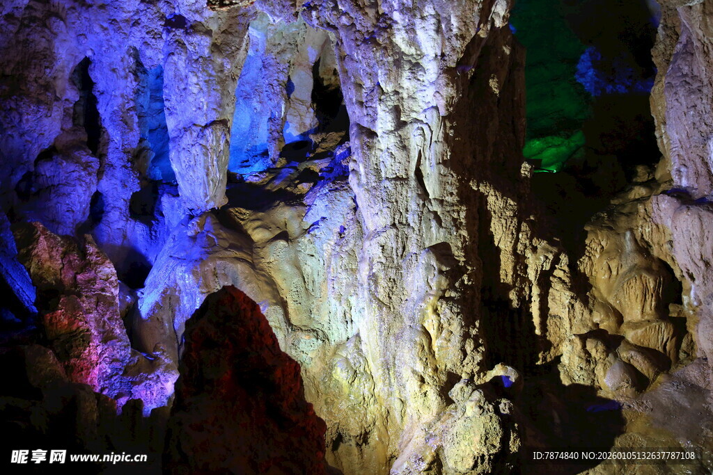 奇幻溶洞景观