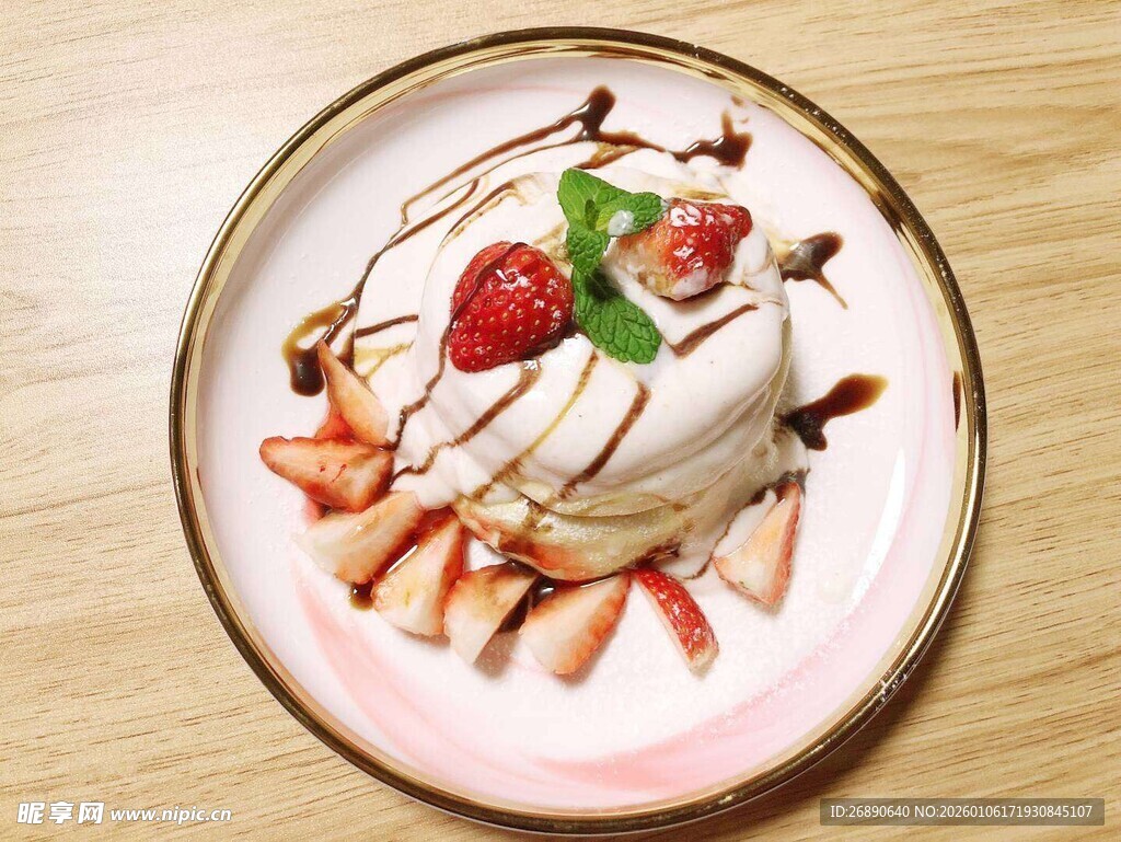 草莓法式舒芙蕾