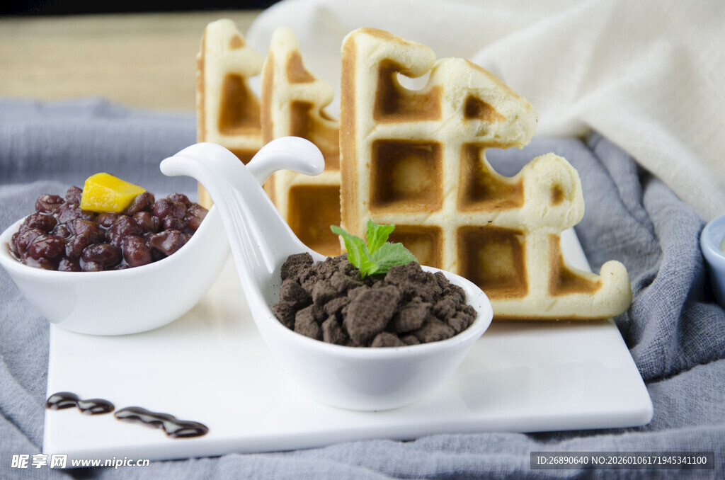 美味华夫饼搭配特色酱料