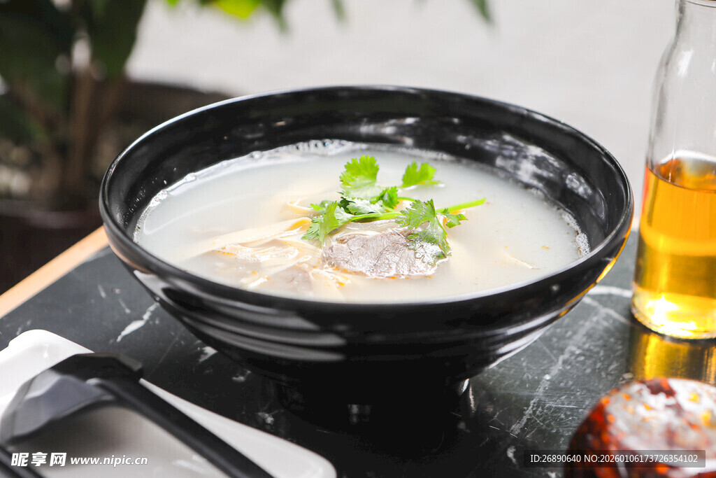 鲜香羊汤 美味诱人