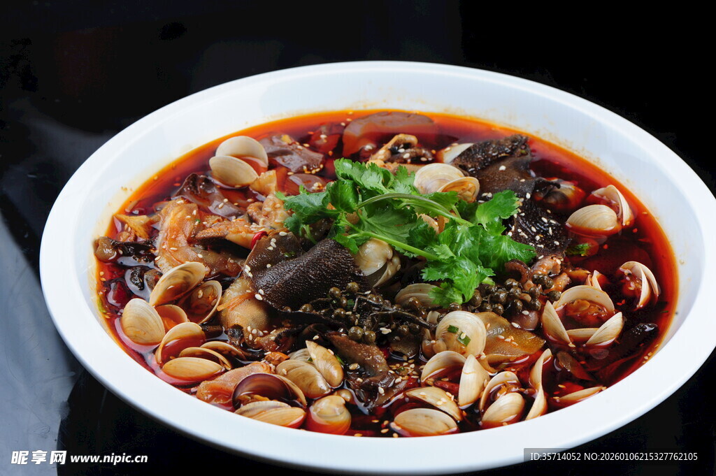 香辣美味毛血旺