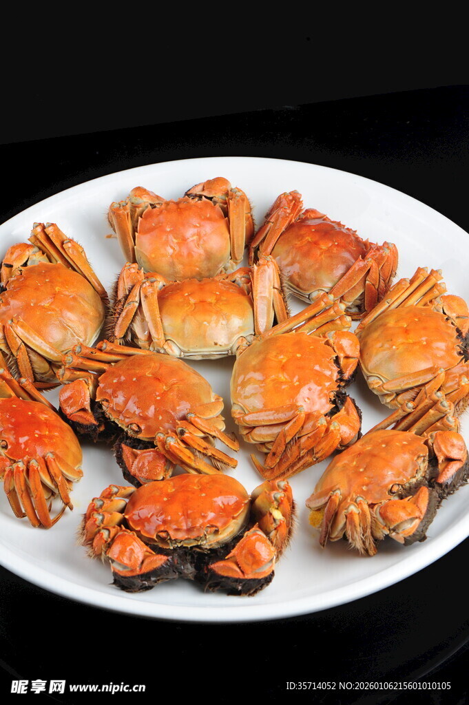 一盘美味大闸蟹