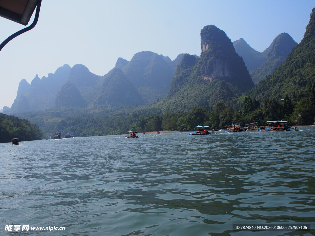 漓江山水美景如画