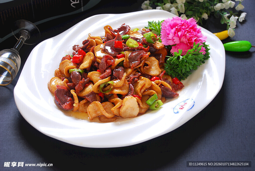 杏鲍菇爆鹅胗