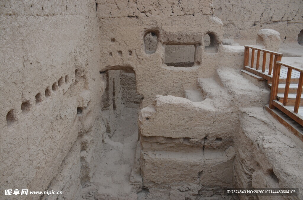古老遗址建筑内部景象