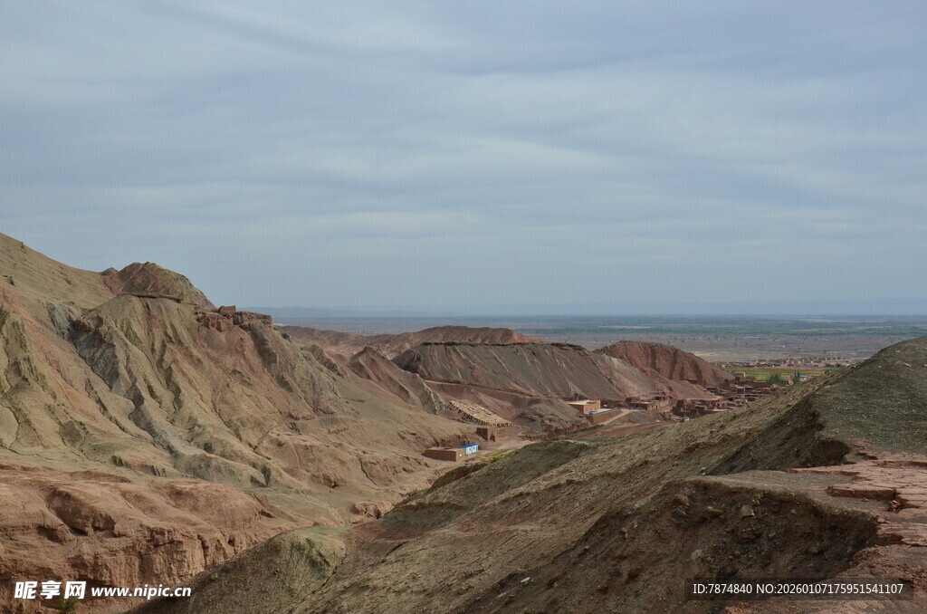 壮丽多彩的山间风景