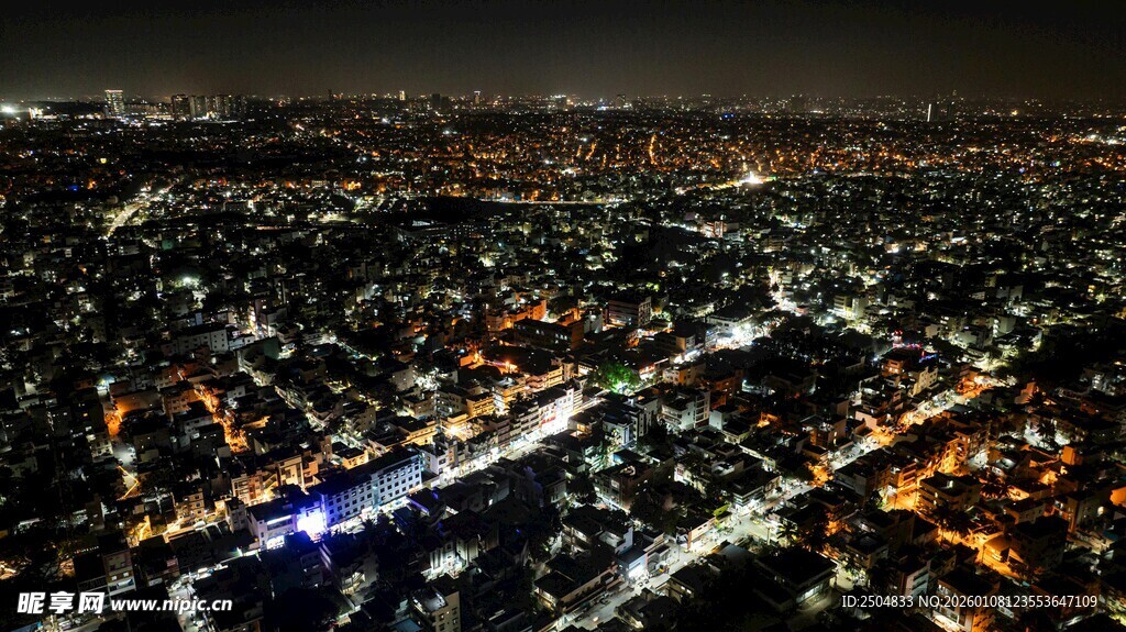 城市璀璨夜景俯瞰图