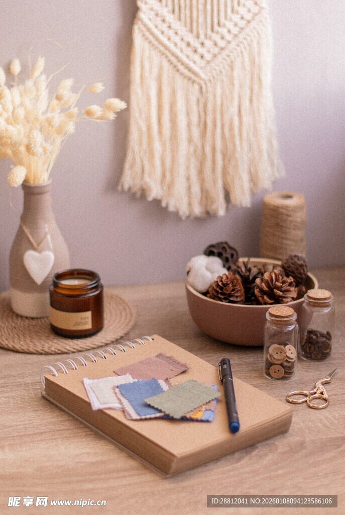 温馨木质桌面装饰摆件