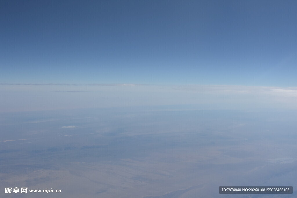 高空俯瞰的辽阔天际
