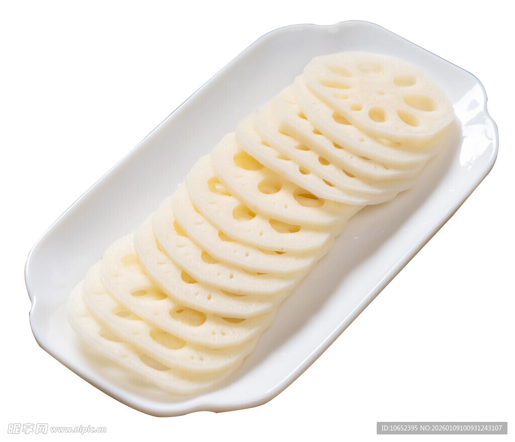 白瓷盘中的切片莲藕