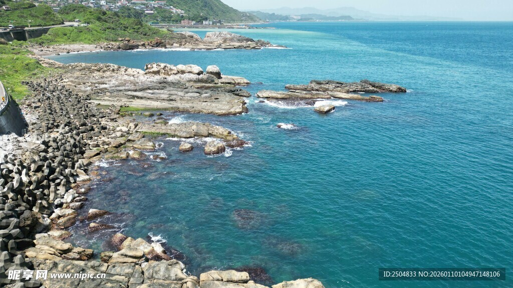 海岸美景 蓝水礁石风光