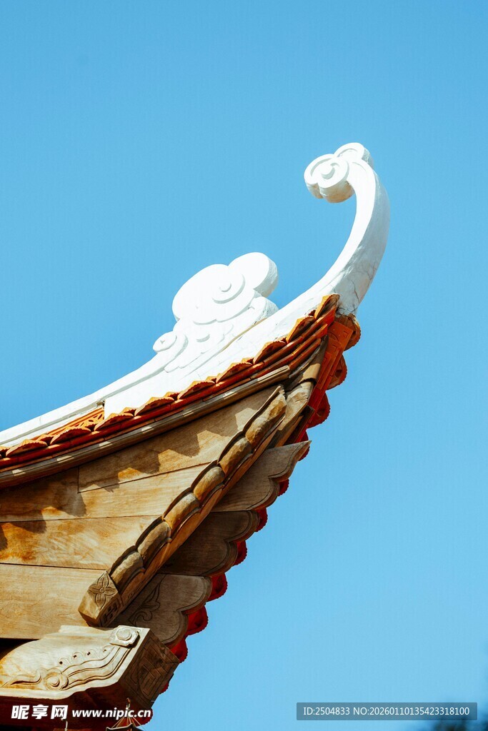 中式屋檐上的精美装饰