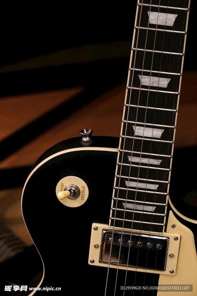 黑色电吉他特写