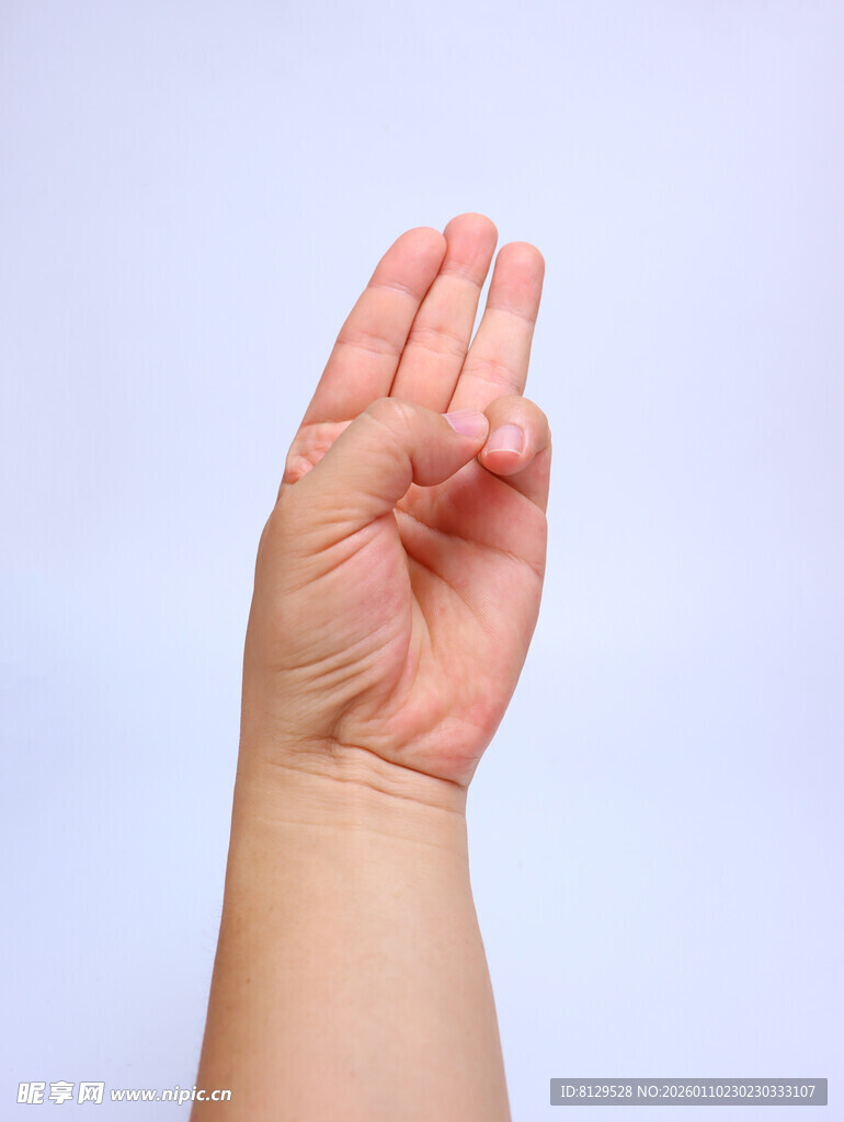 手部OK手势特写