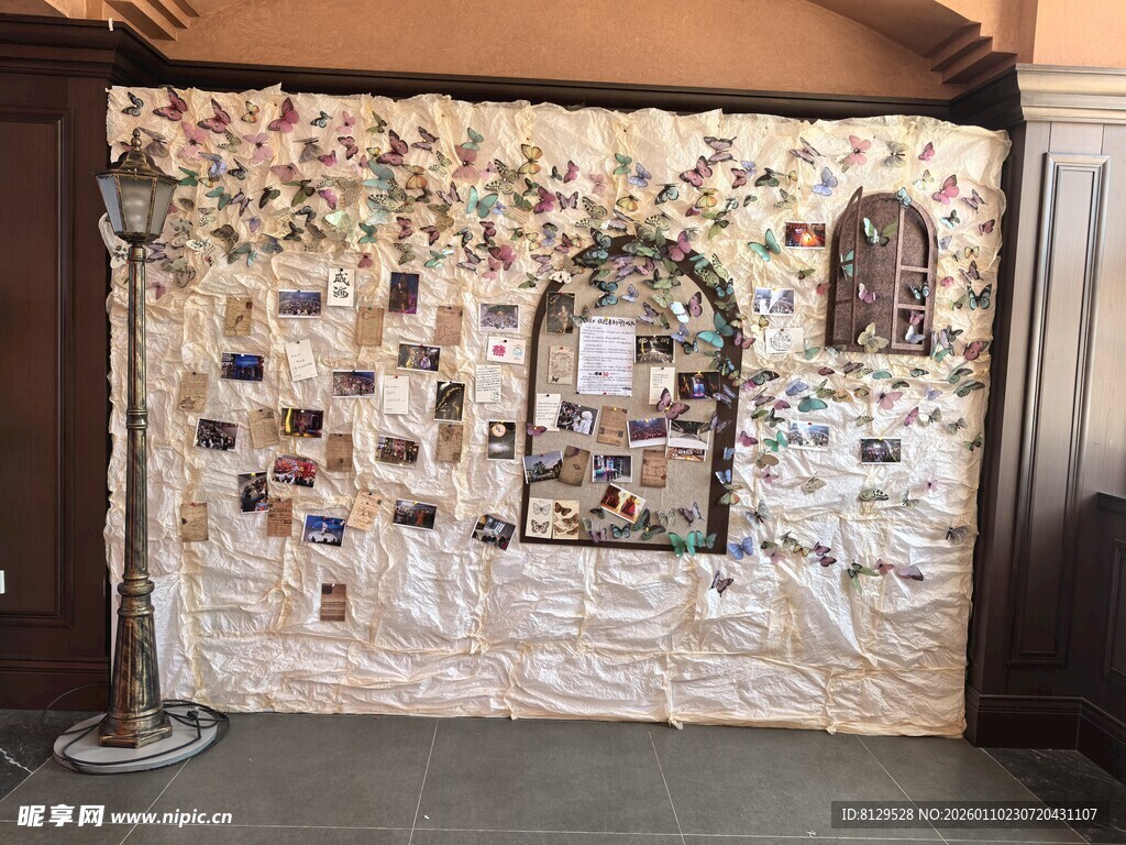 照片墙装饰记录美好瞬间