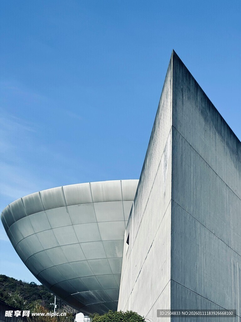 现代风格独特建筑外观