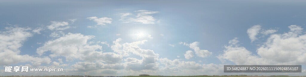 晴朗天空中的朵朵白云