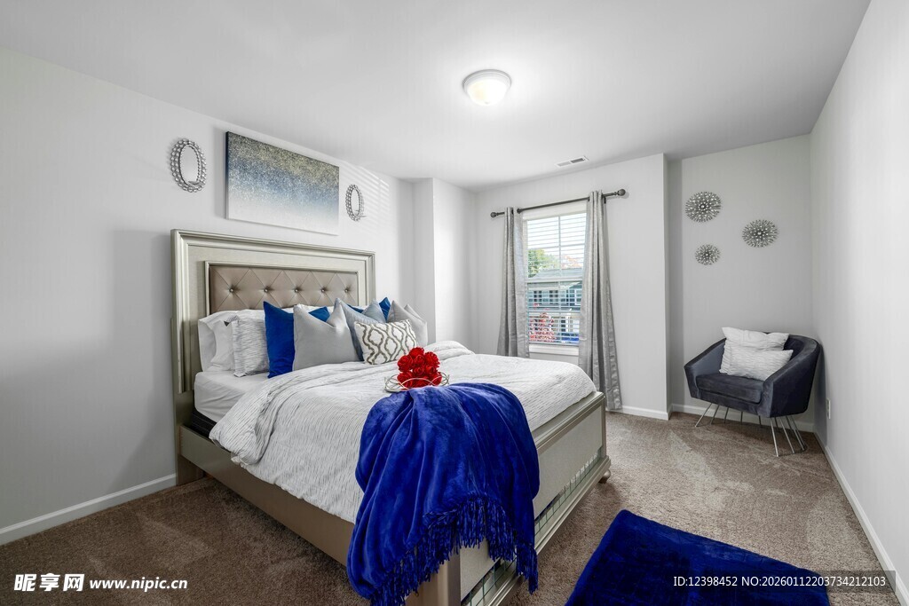 现代简约风温馨卧室空间