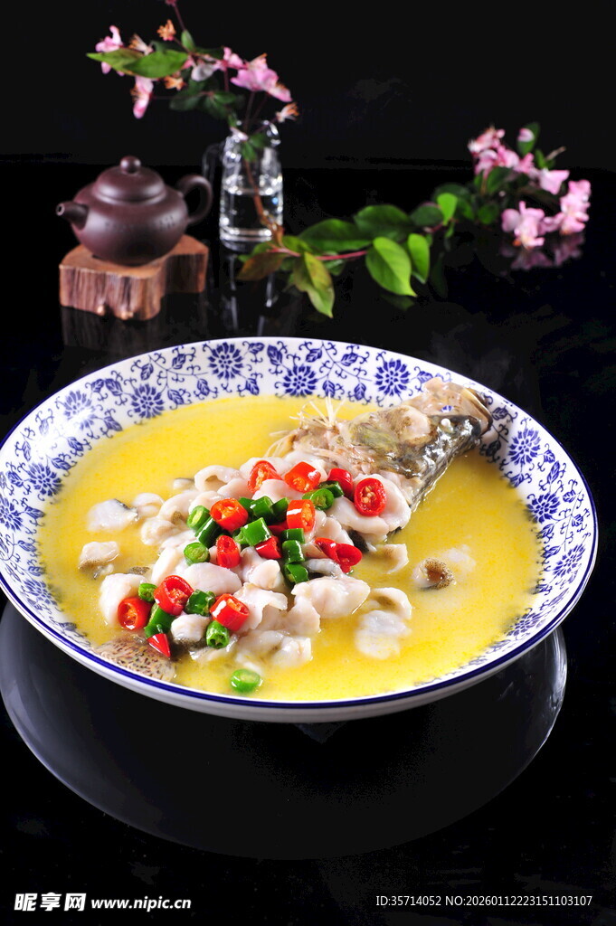 金汤鲜嫩鱼美食