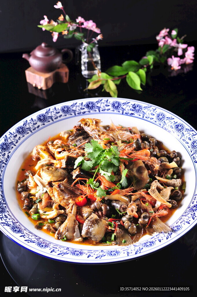 美味鲜香的特色杂烩菜肴