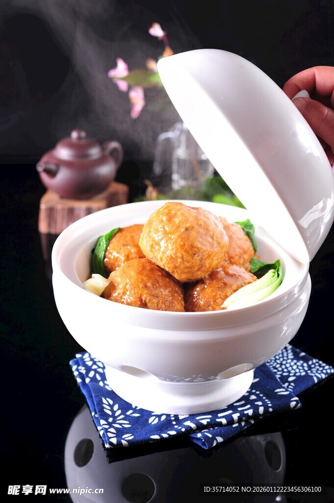 美味佳肴之鲜香丸子