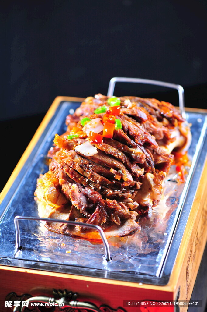 美味铁板烤肉盛宴