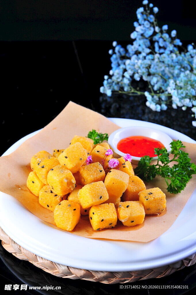 香酥美味炸豆腐