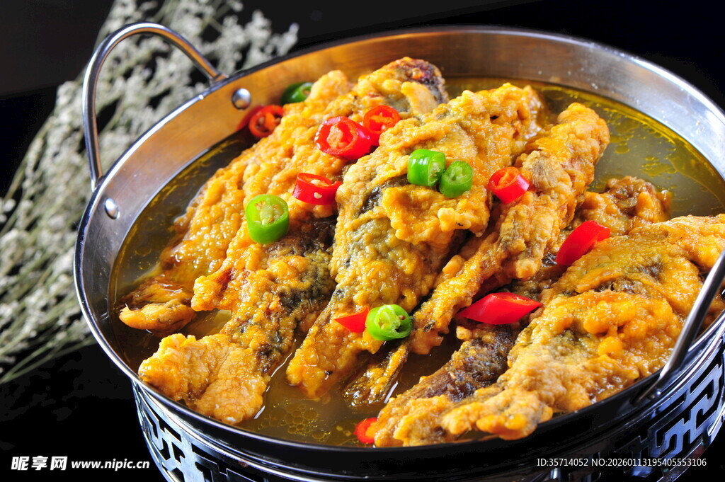 美味黄焖鱼块大盆装