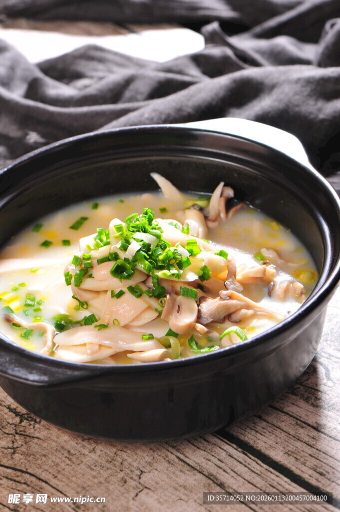 香浓蘑菇汤  营养美味