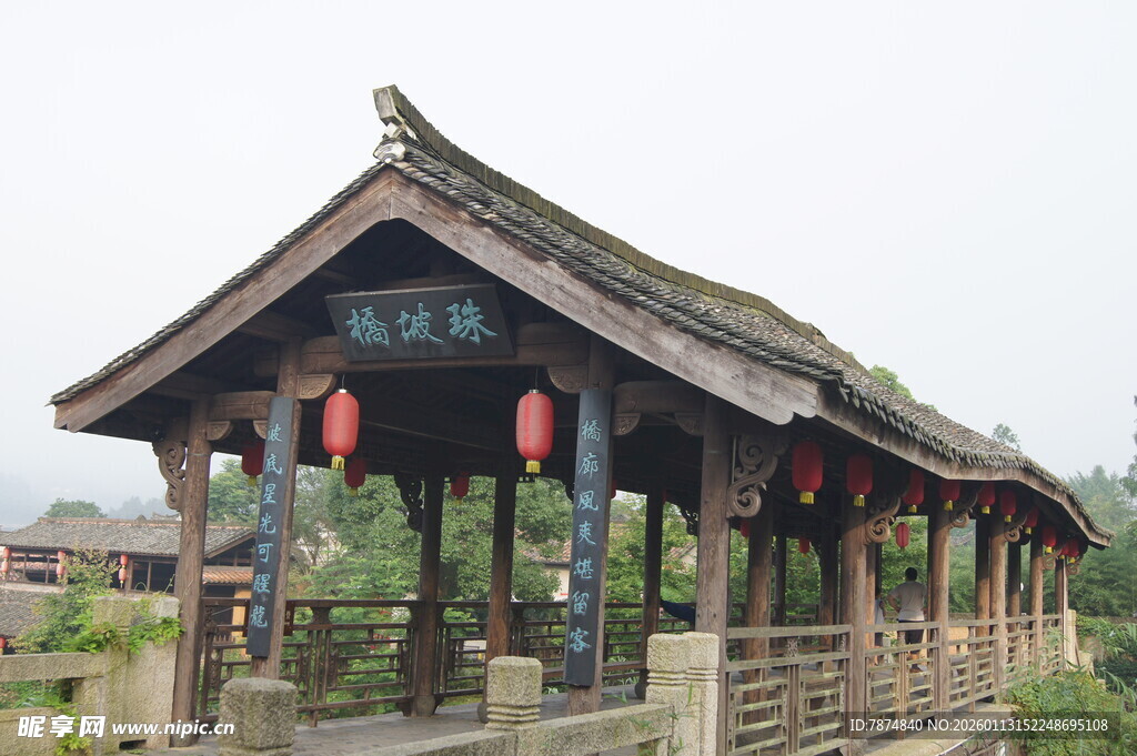 古色古香的中式廊桥建筑