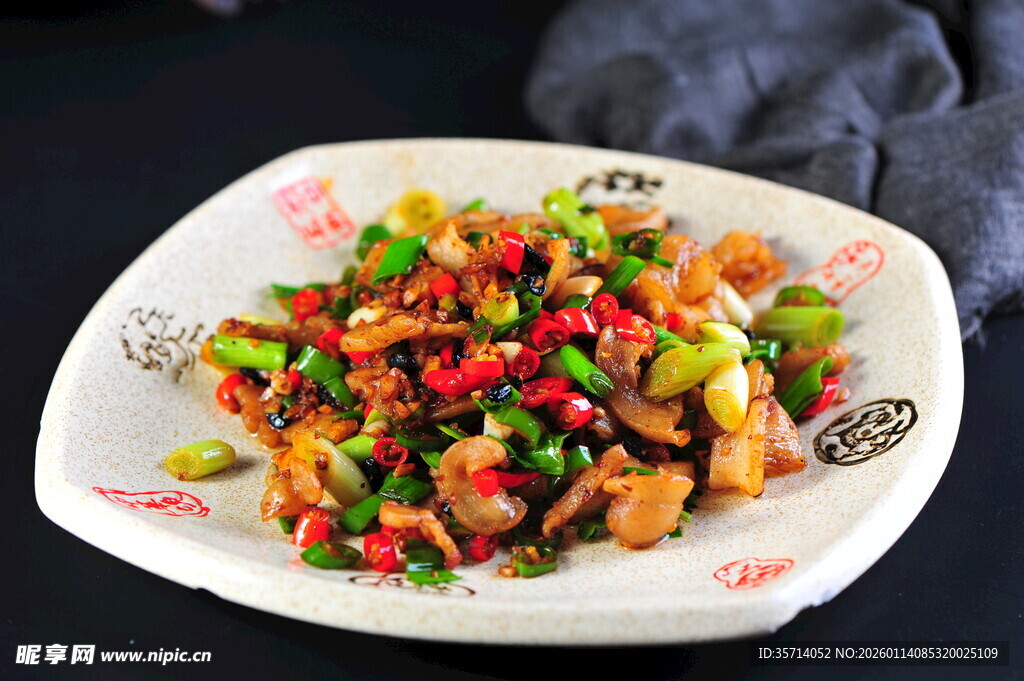 美味尖椒炒兔肉