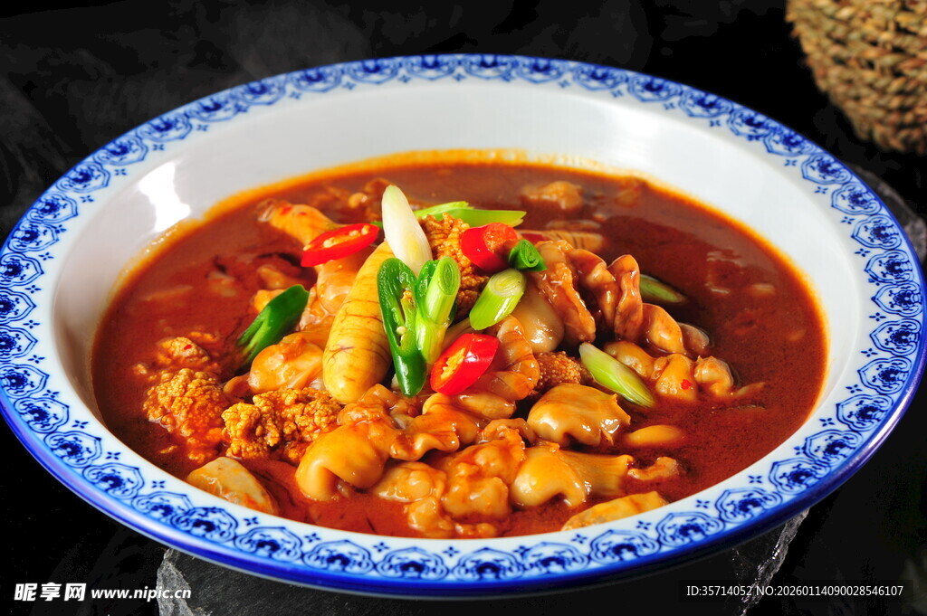 香辣可口的鱼仔鱼泡