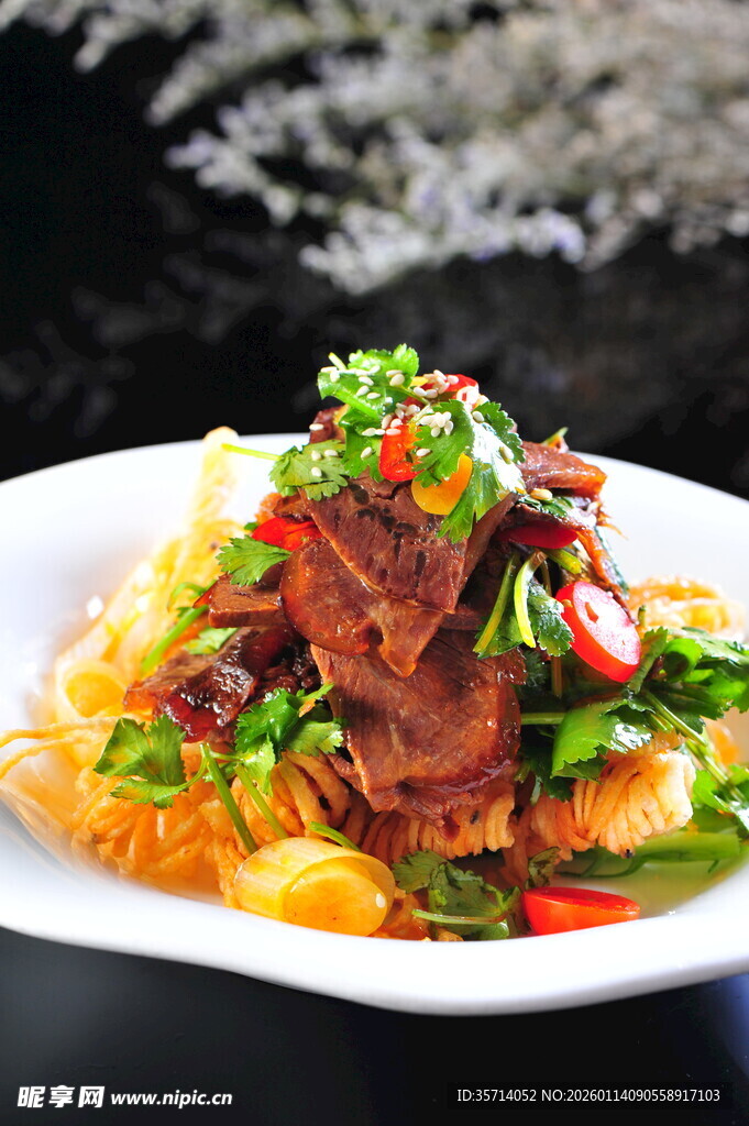 香酥牛肉丝  美味诱人