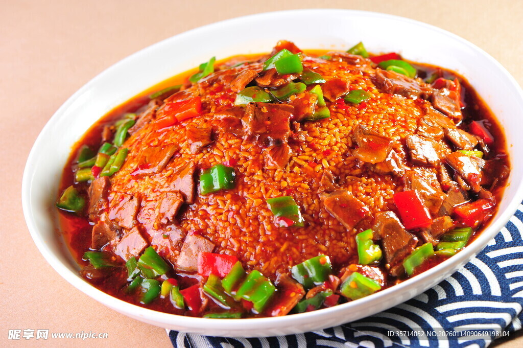 美味香辣肉末锅巴